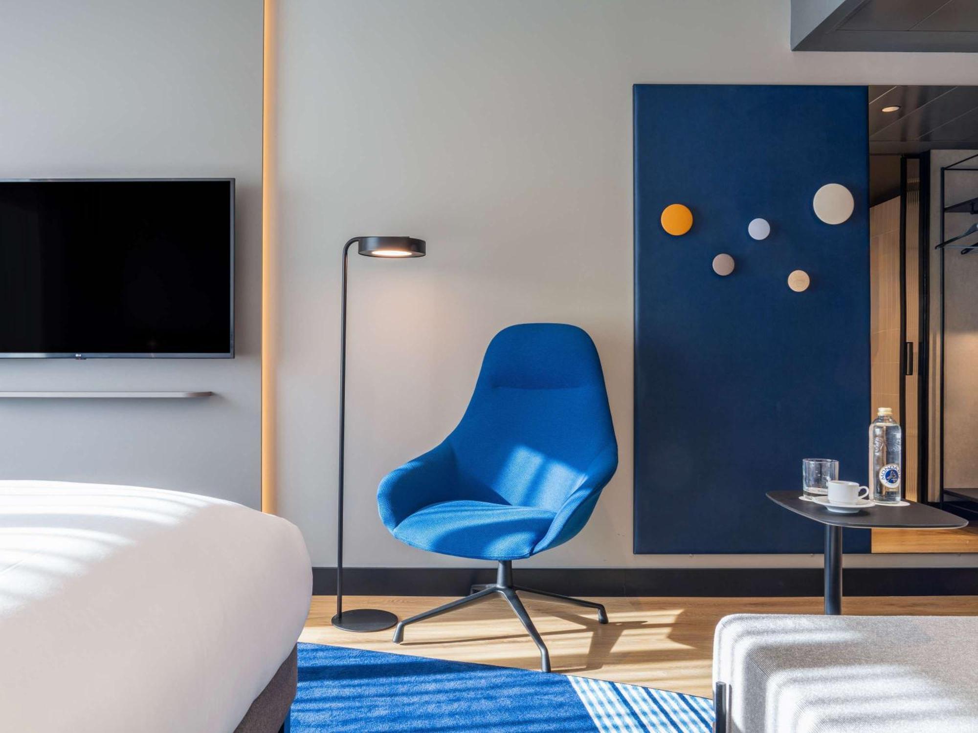 Pullman Madrid Airport & Feria Hotel Екстериор снимка