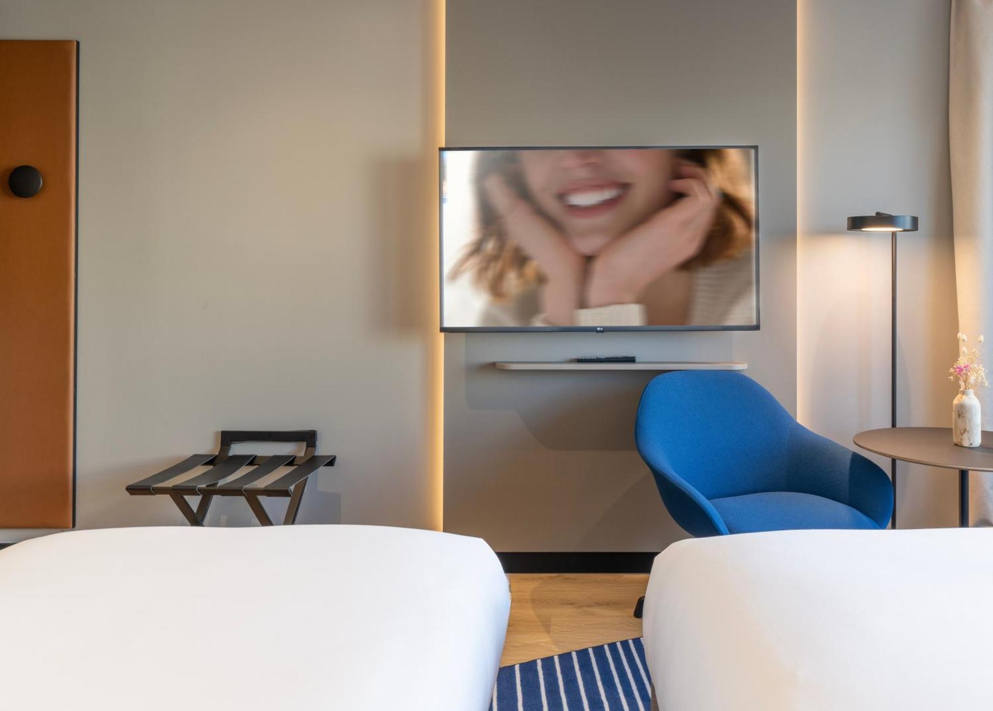 Pullman Madrid Airport & Feria Hotel Екстериор снимка